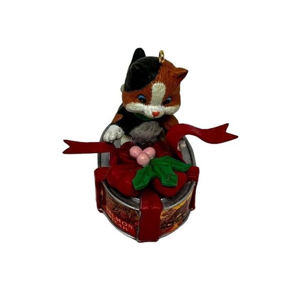 Vintage 1992 Lustre Fame Kitty Cat On Salmon Tin Can 2.25” Ornament - Picture 2 of 8